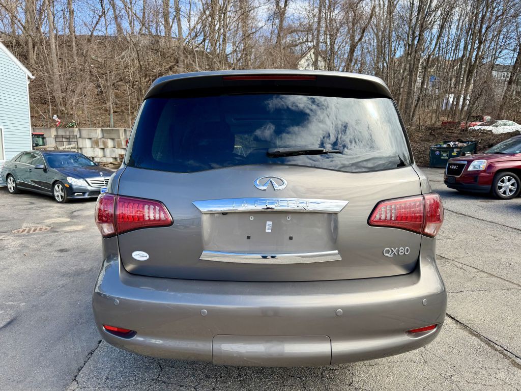 2014 INFINITI QX80 Image 6