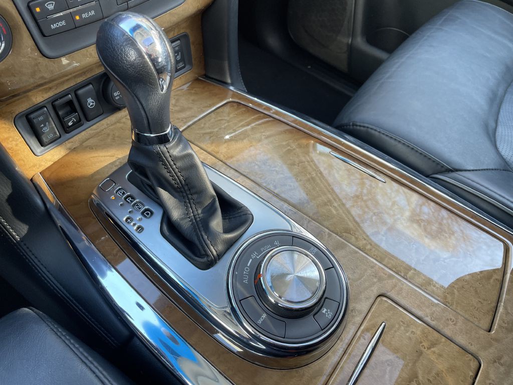 2014 INFINITI QX80 Image 16