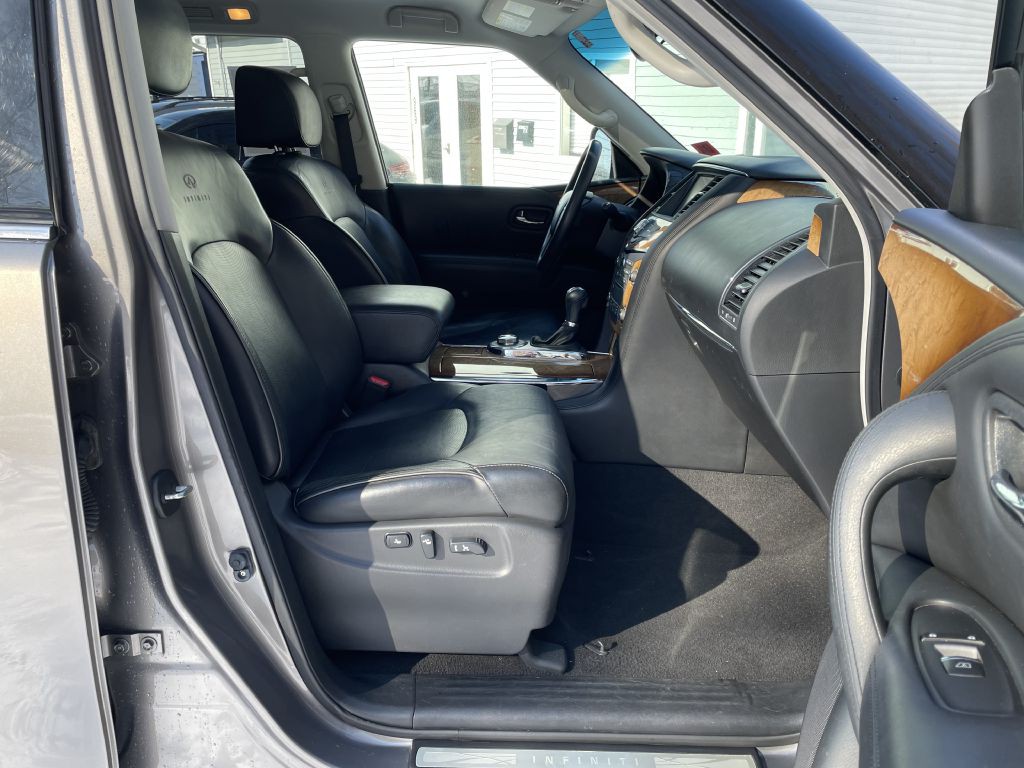 2014 INFINITI QX80 Image 22