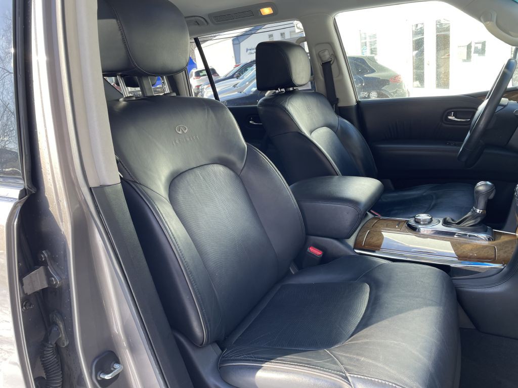 2014 INFINITI QX80 Image 23