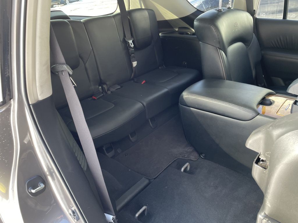 2014 INFINITI QX80 Image 26