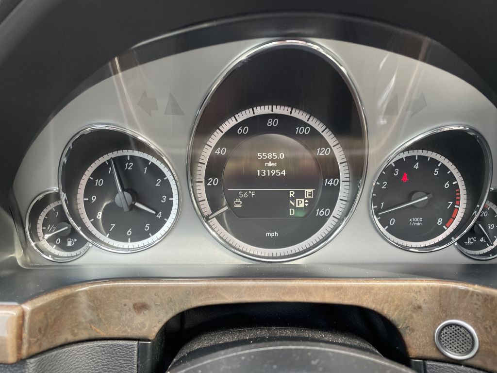 2011 Mercedes-Benz E-Class Image 12