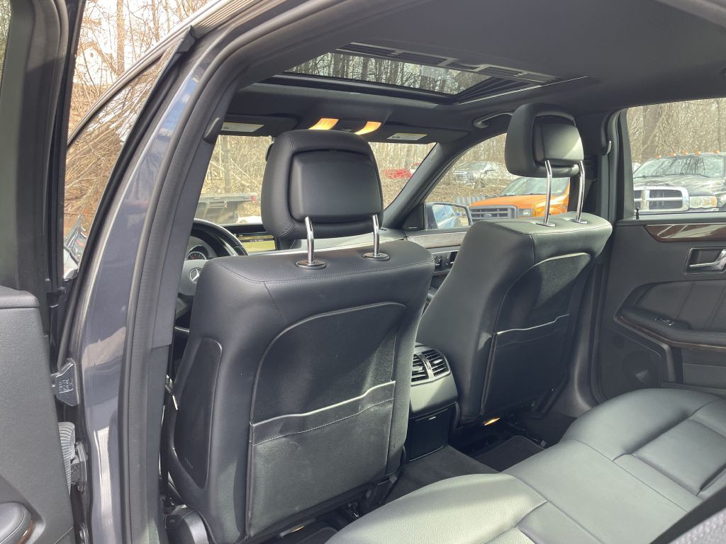 2011 Mercedes-Benz E-Class Image 23