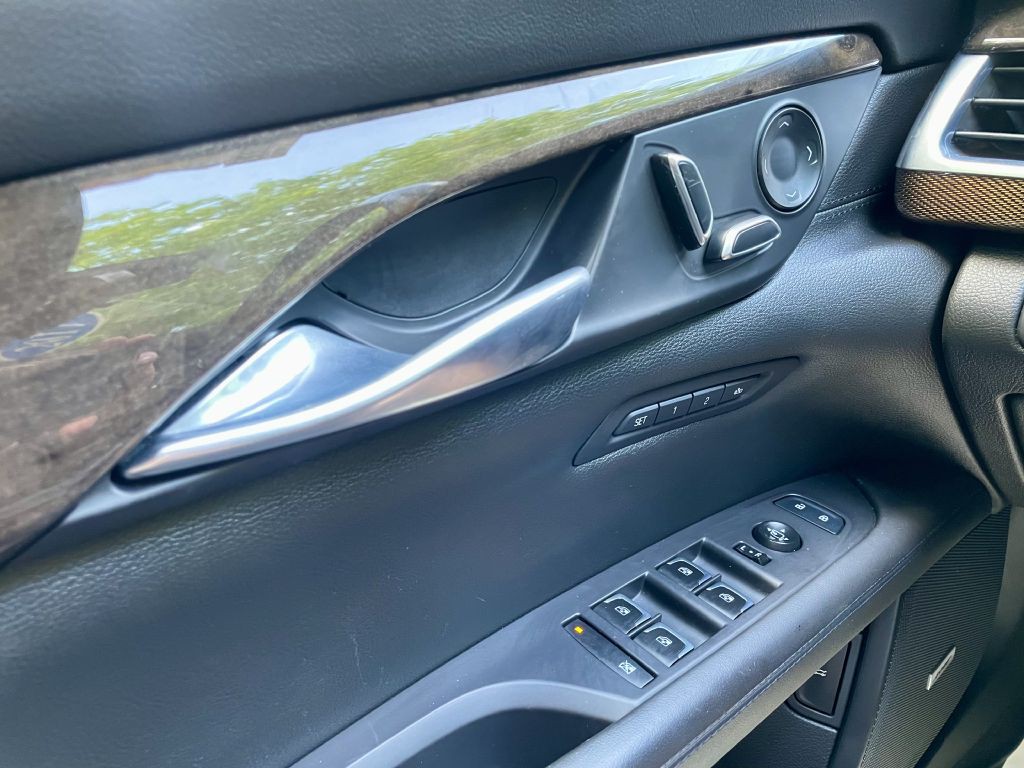 2017 Cadillac CT6 Image 20
