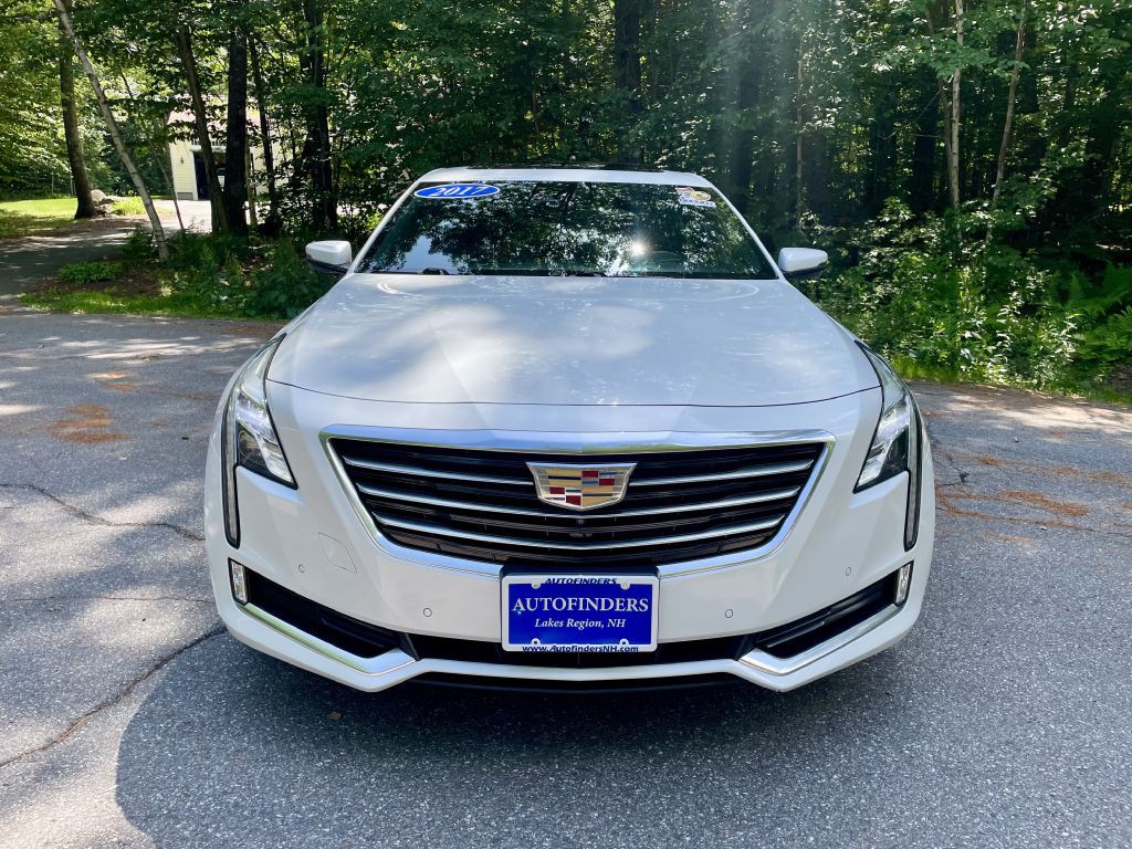 2017 Cadillac CT6 Image 2