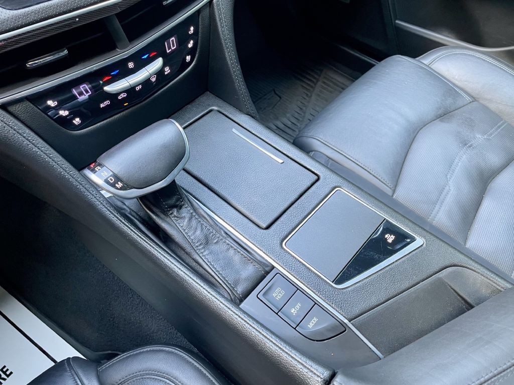 2017 Cadillac CT6 Image 19