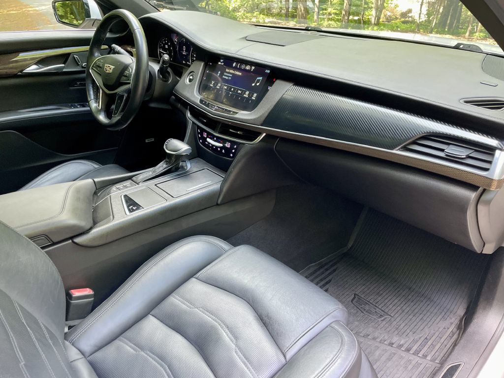2017 Cadillac CT6 Image 25