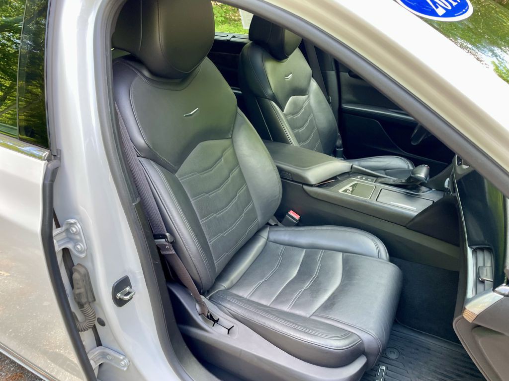 2017 Cadillac CT6 Image 27