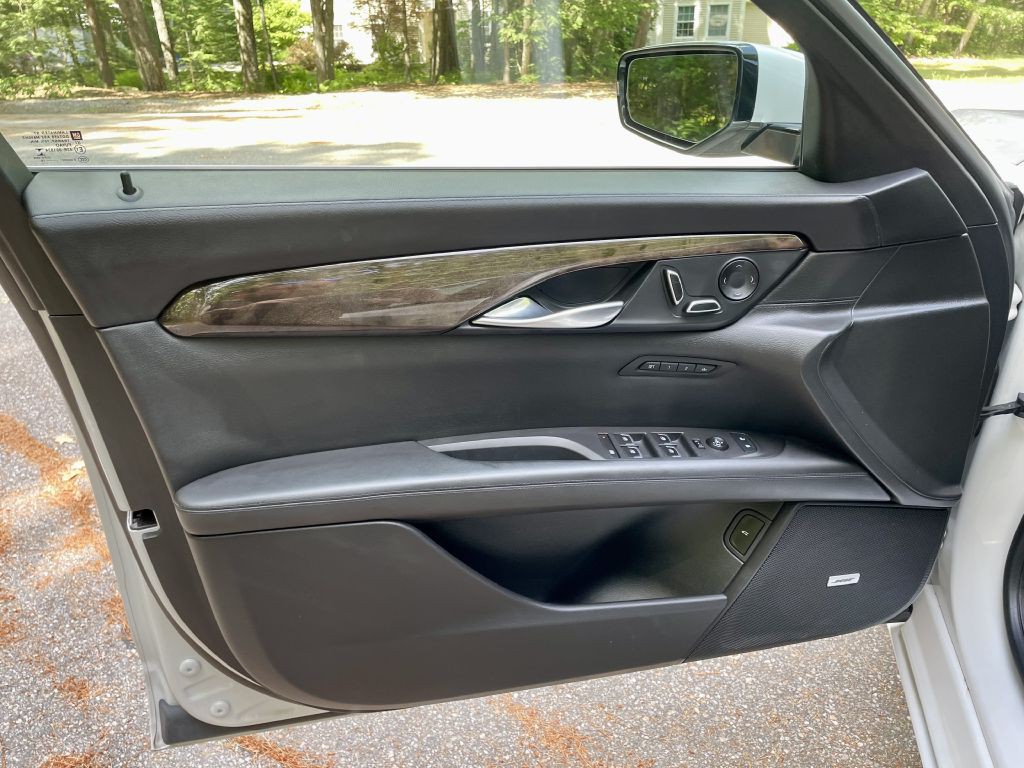 2017 Cadillac CT6 Image 35