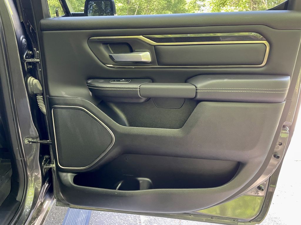 2022 RAM 1500 Image 37
