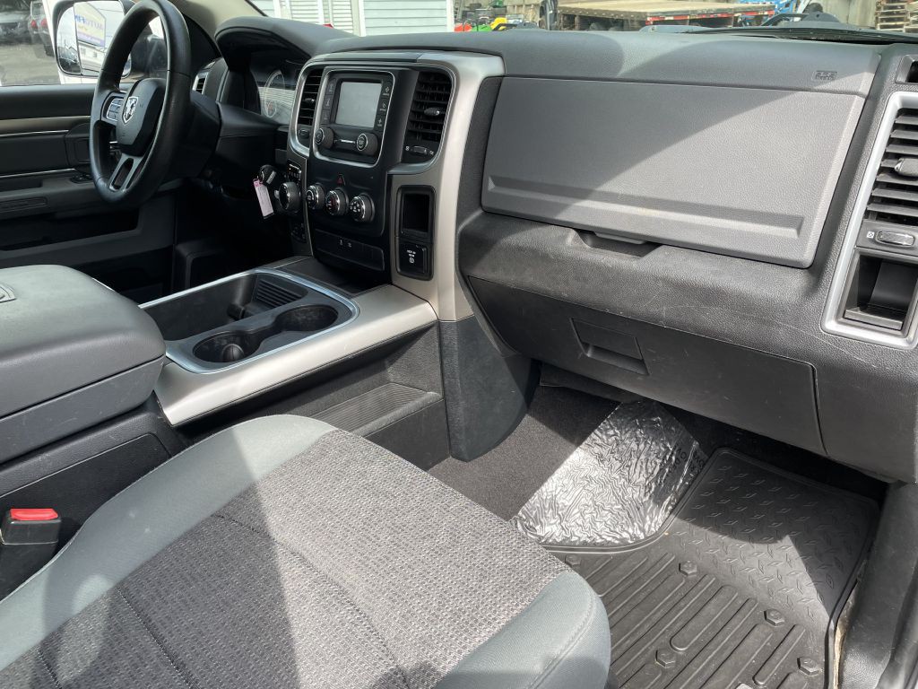 2017 RAM 1500 Image 21