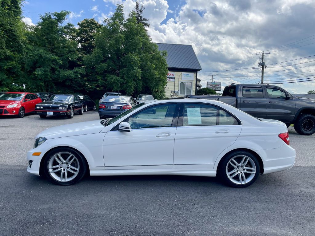 2013 Mercedes-Benz C-Class Image 4