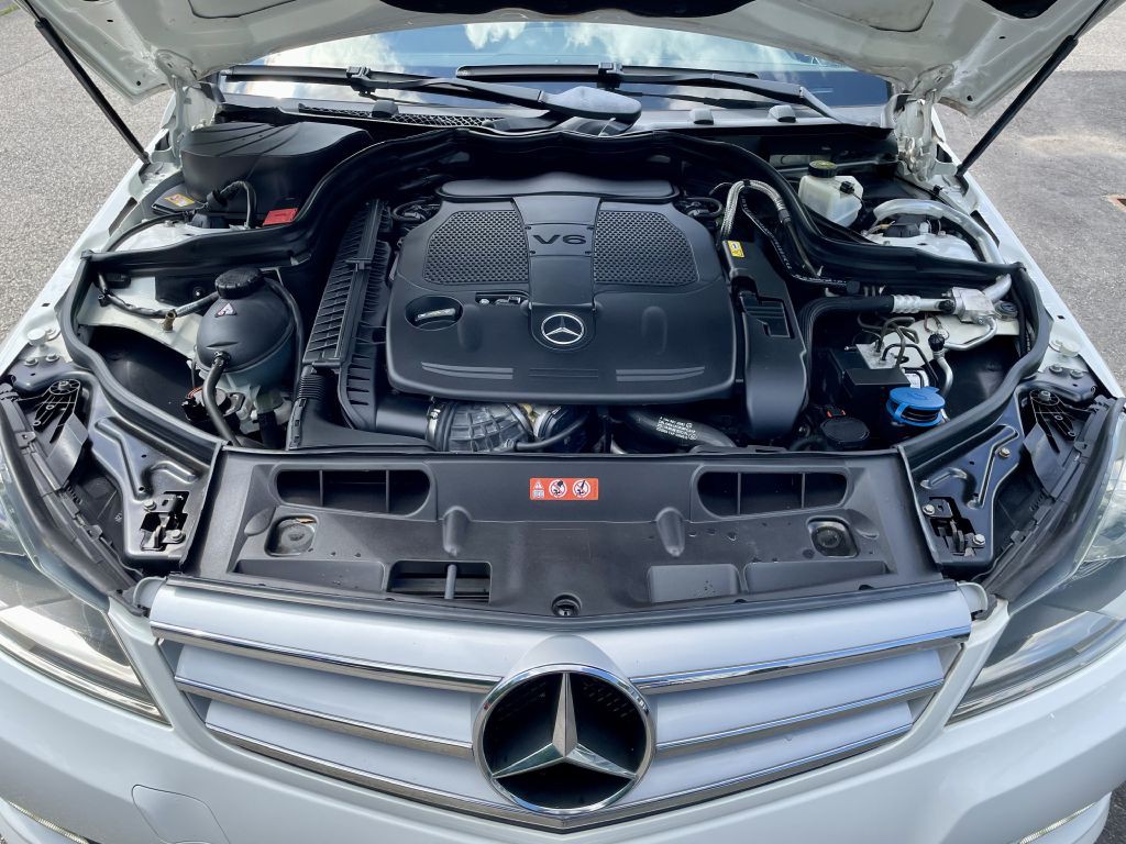 2013 Mercedes-Benz C-Class Image 27