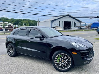 Image for 2015 Porsche Macan Turbo ID: 6675547