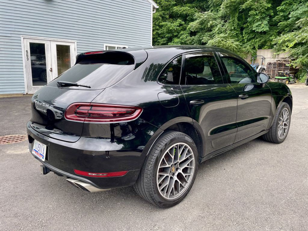 2015 Porsche Macan Image 7