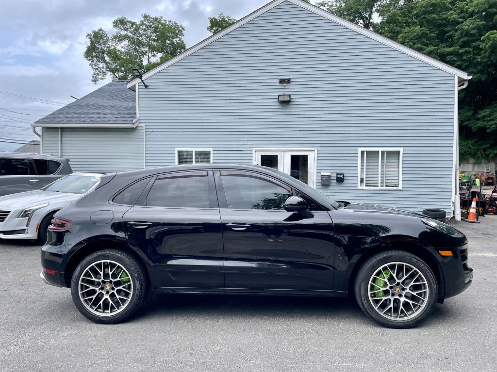 2015 Porsche Macan Image 8