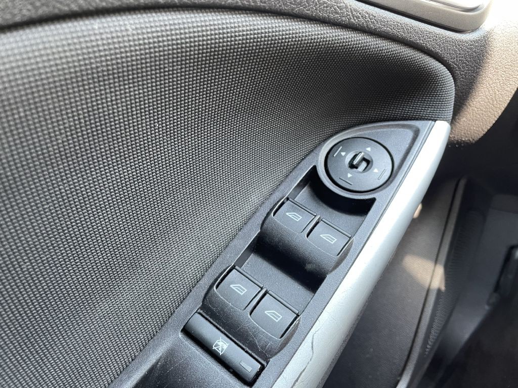 2013 Ford Focus Image 15