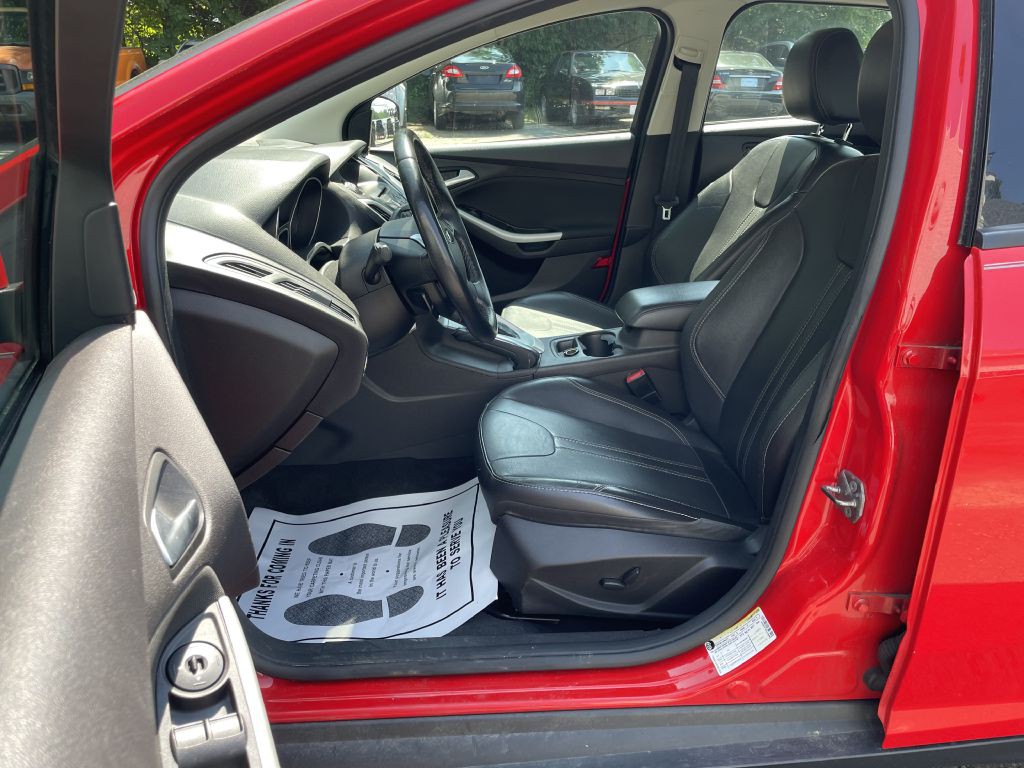 2013 Ford Focus Image 16