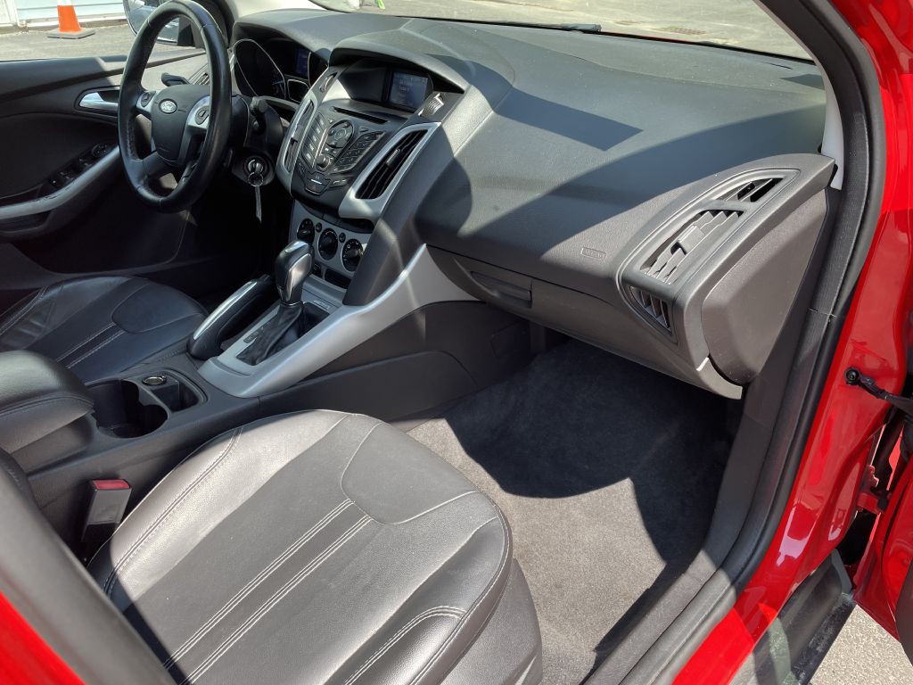 2013 Ford Focus Image 17