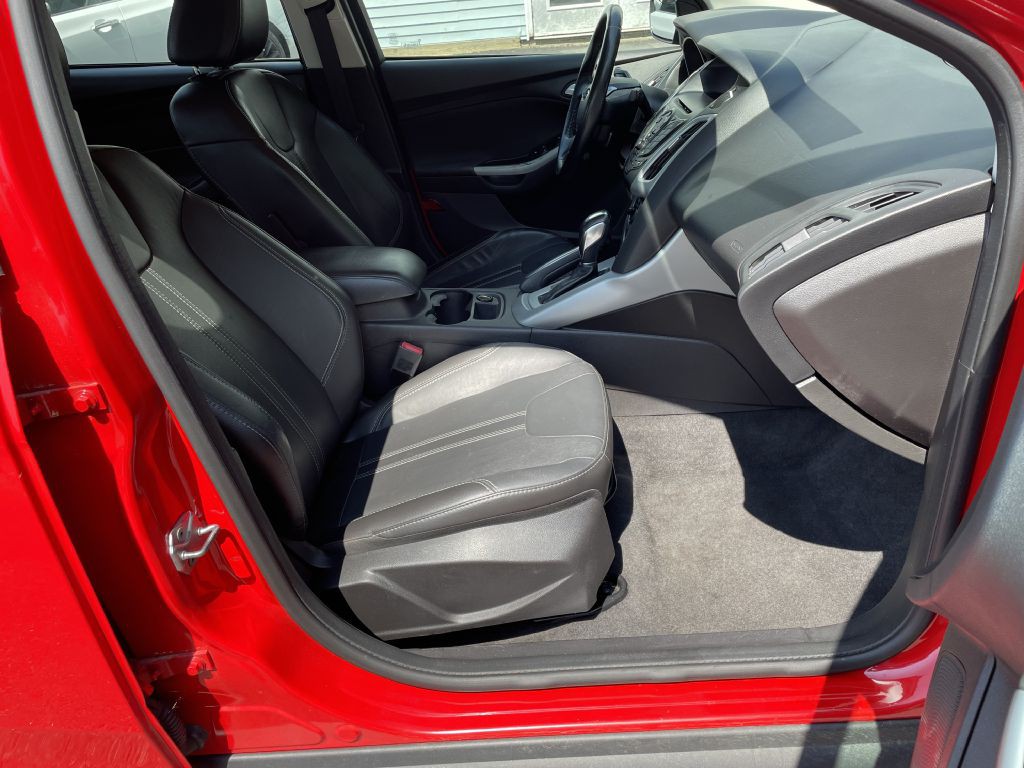 2013 Ford Focus Image 18