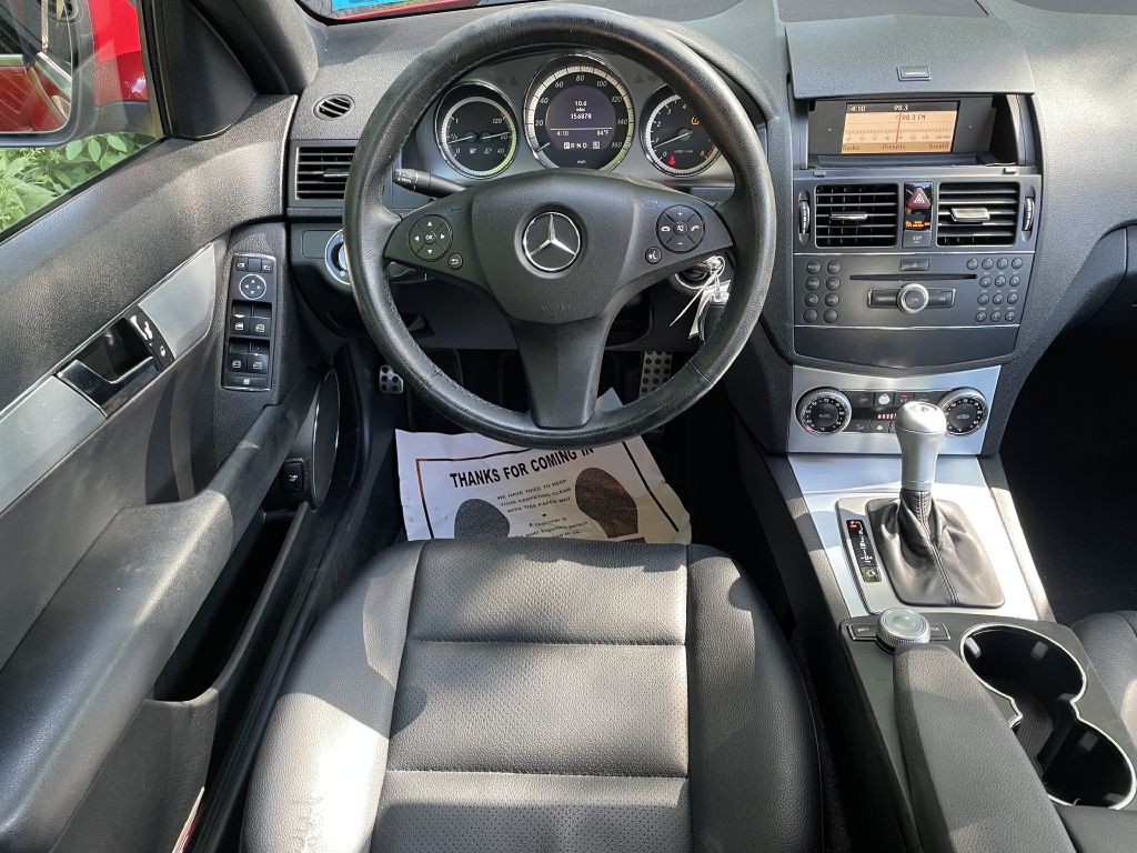 2009 Mercedes-Benz C-Class Image 9