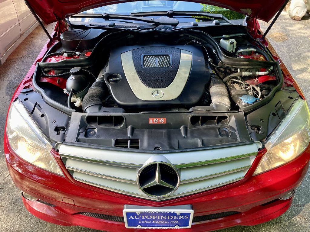 2009 Mercedes-Benz C-Class Image 26