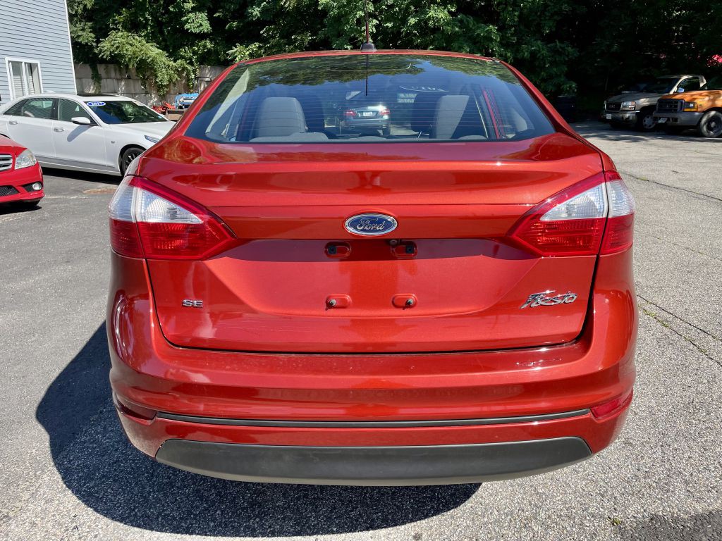 2018 Ford Fiesta Image 6