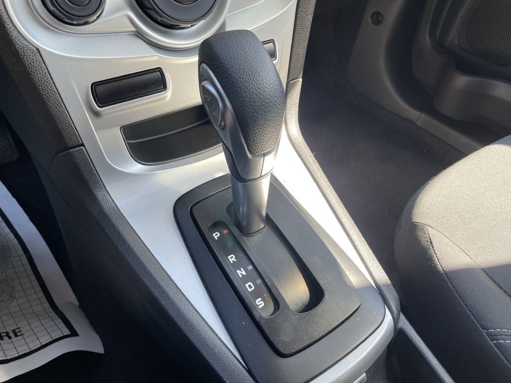 2018 Ford Fiesta Image 14