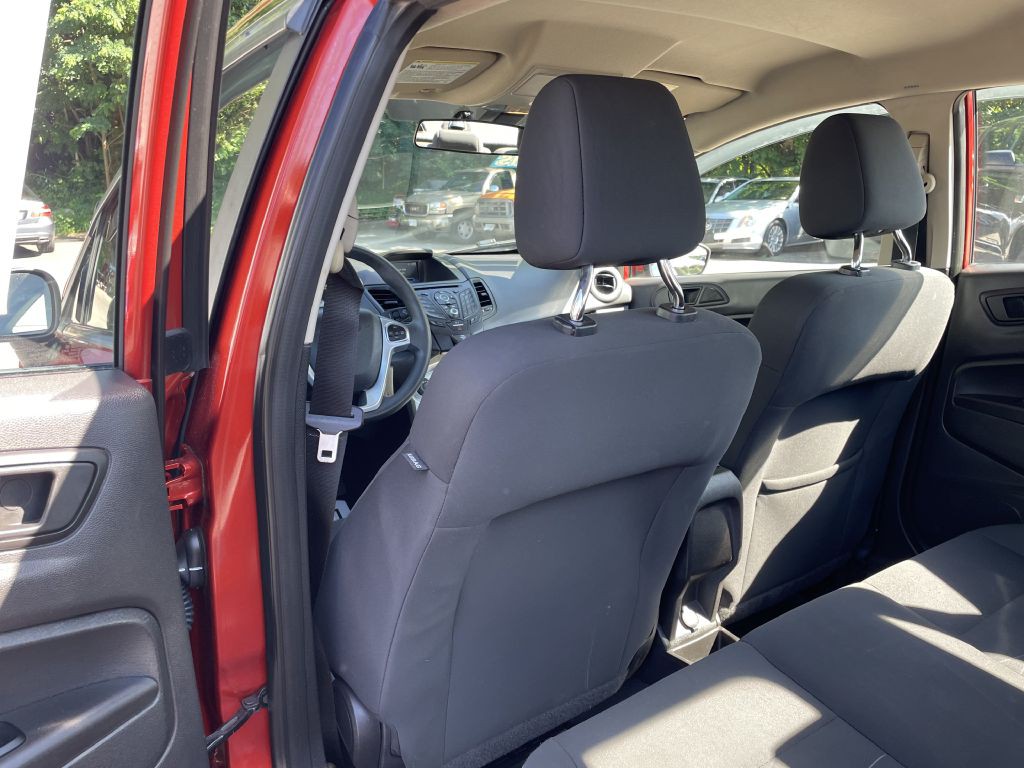 2018 Ford Fiesta Image 23