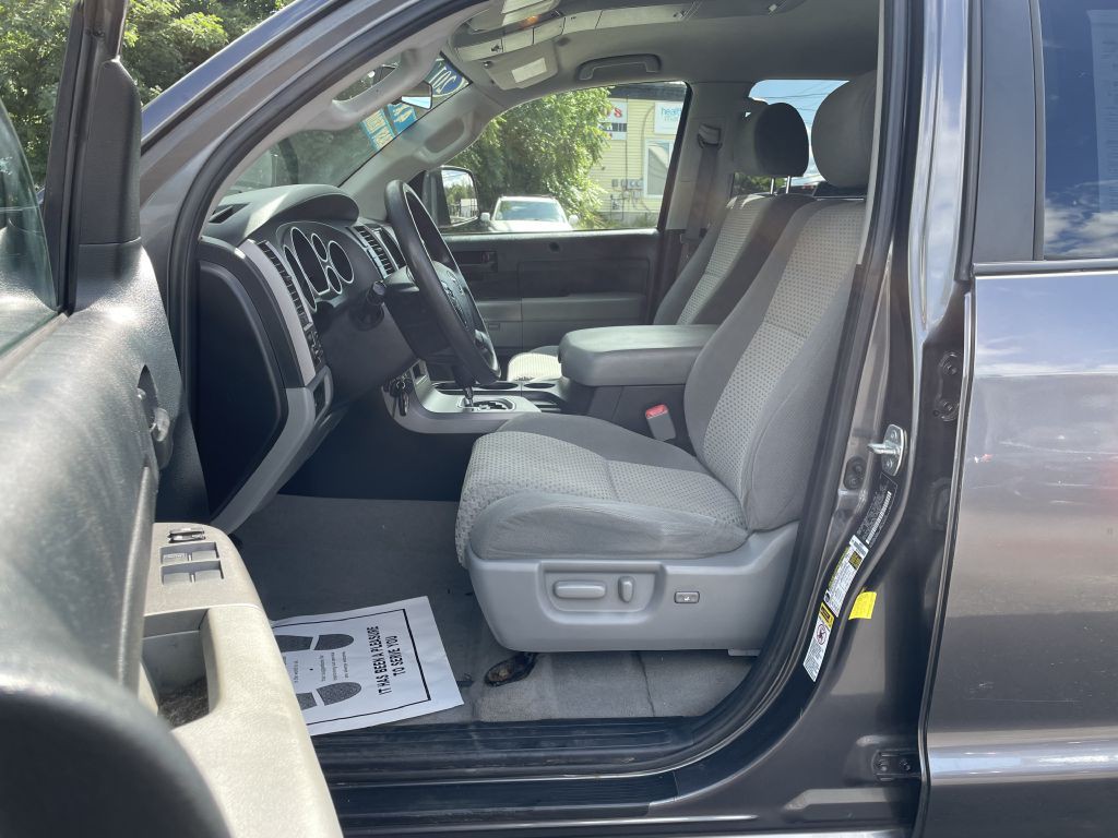 2011 Toyota Tundra Image 19