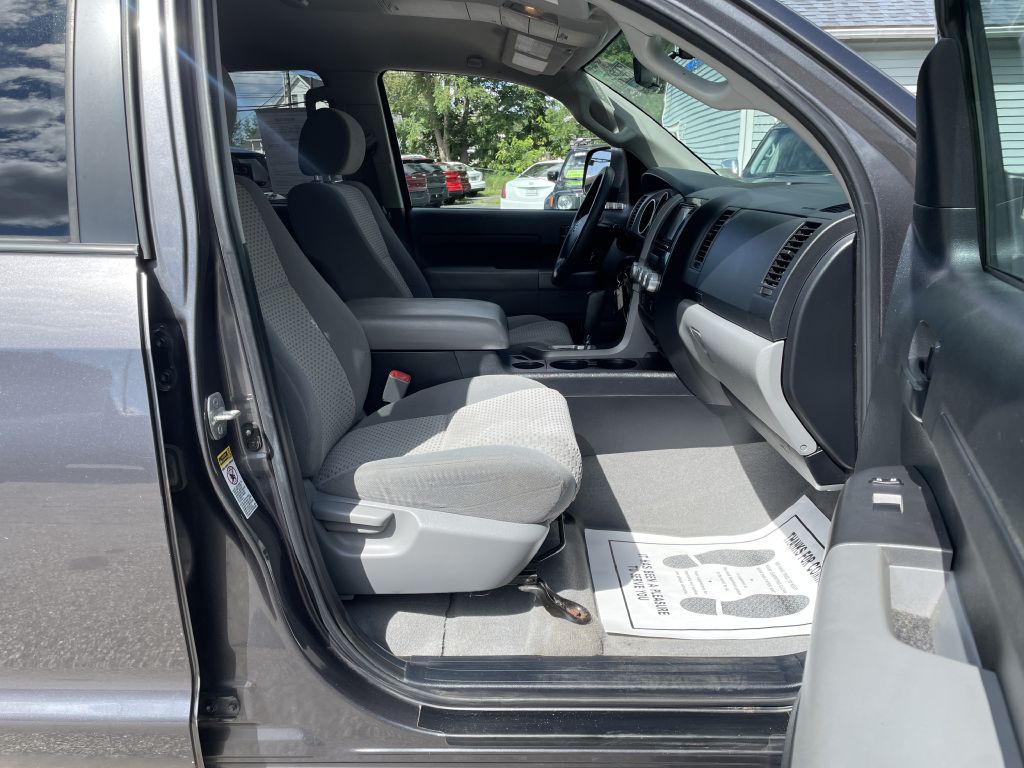 2011 Toyota Tundra Image 21
