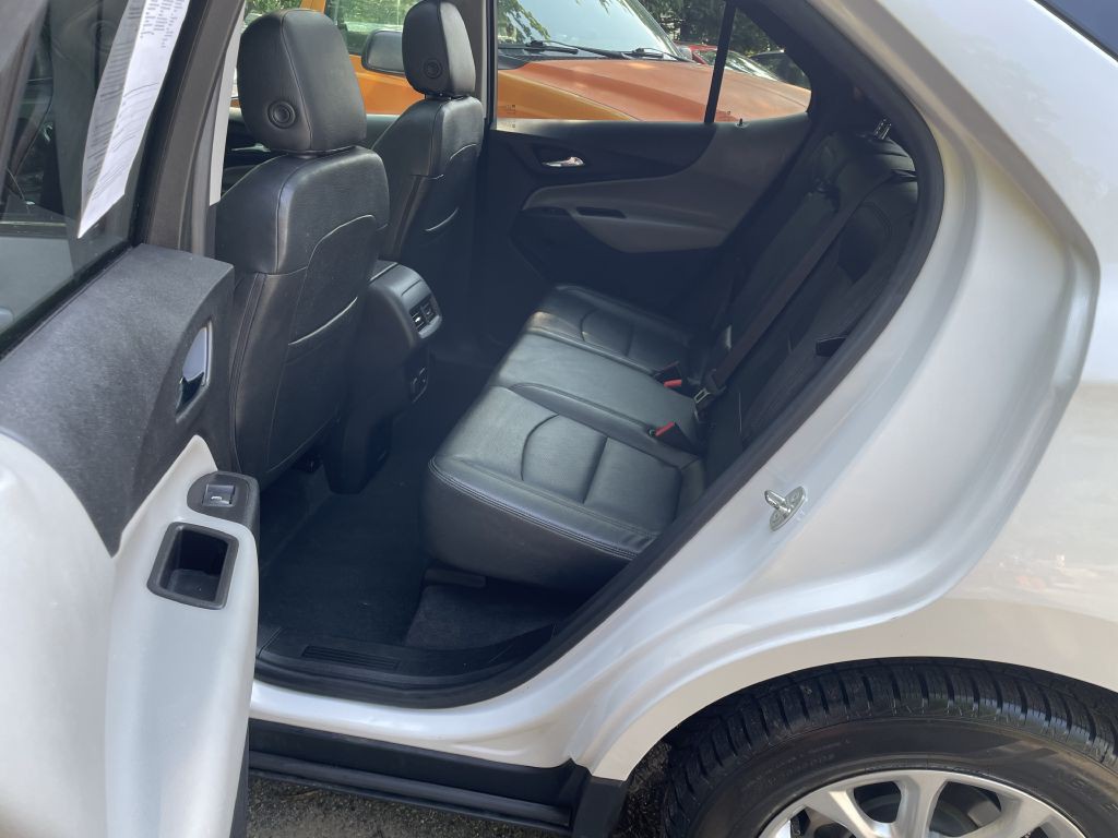 2018 Chevrolet Equinox Image 24