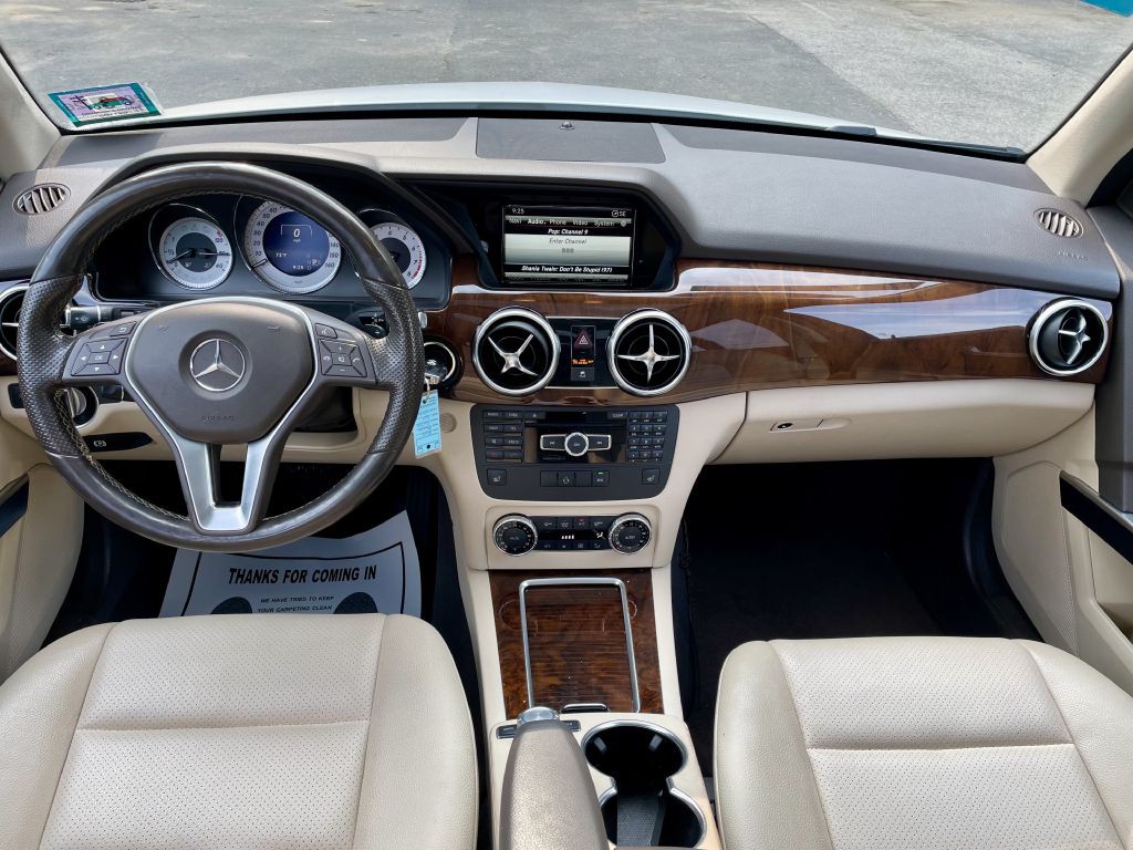 2015 Mercedes-Benz GLK-Class Image 12
