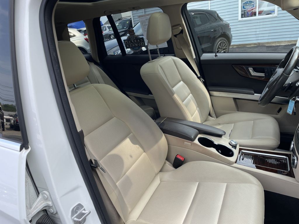 2015 Mercedes-Benz GLK-Class Image 26