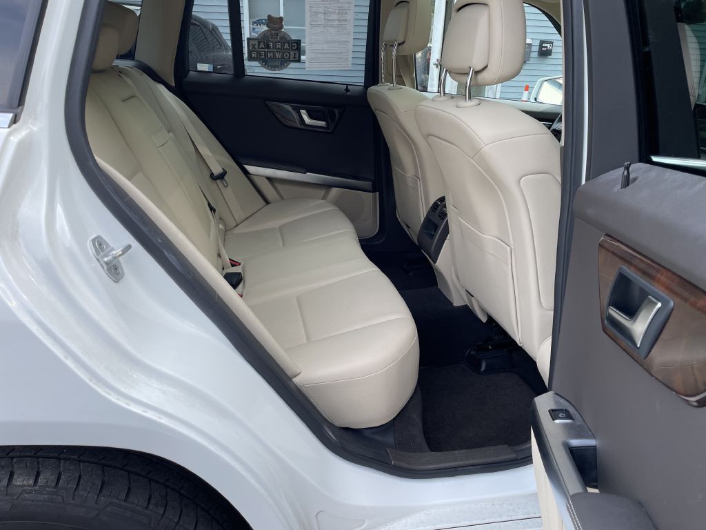 2015 Mercedes-Benz GLK-Class Image 27