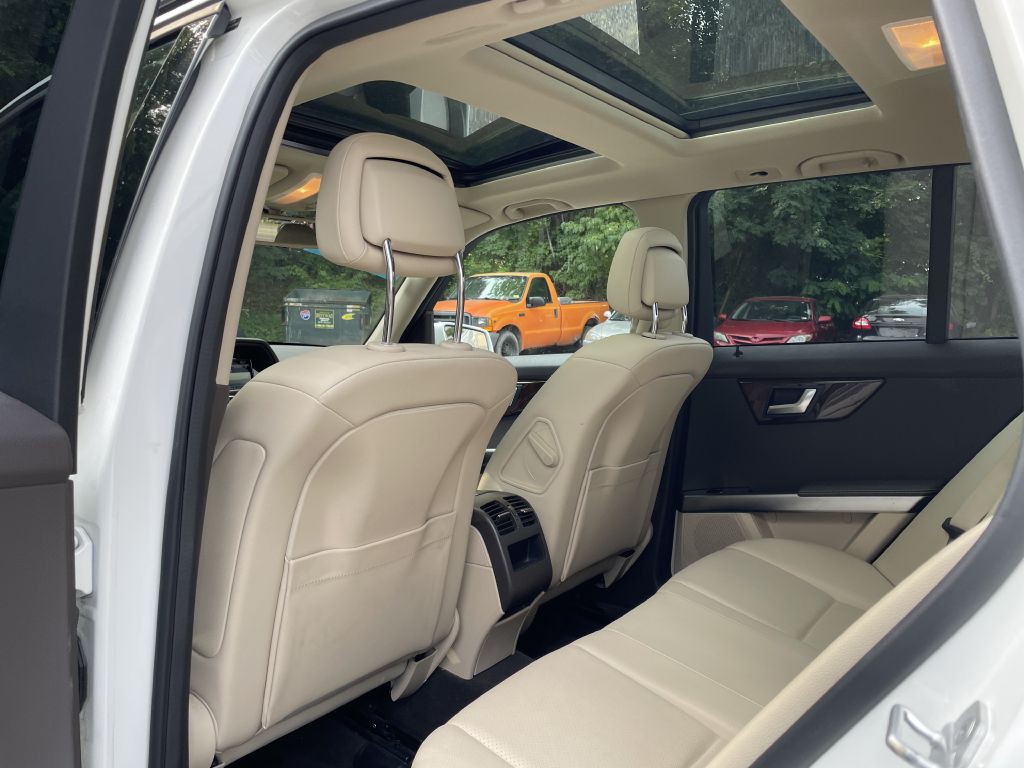 2015 Mercedes-Benz GLK-Class Image 29