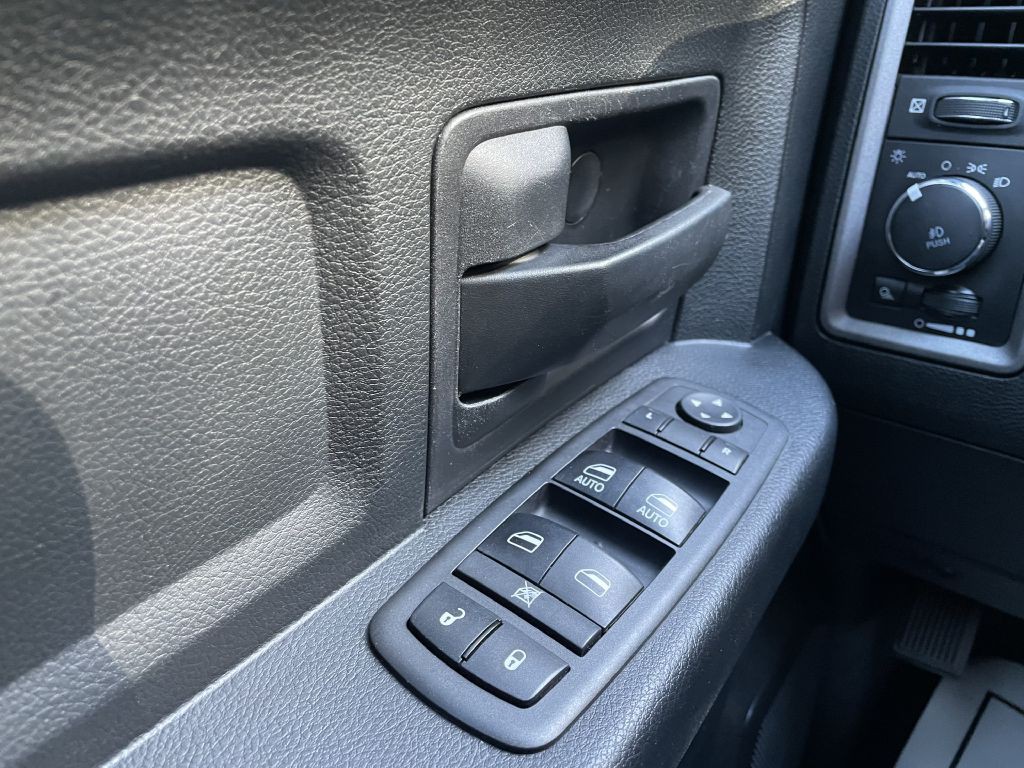 2018 RAM 1500 Image 18