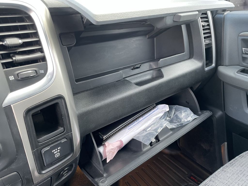2014 RAM 1500 Image 28