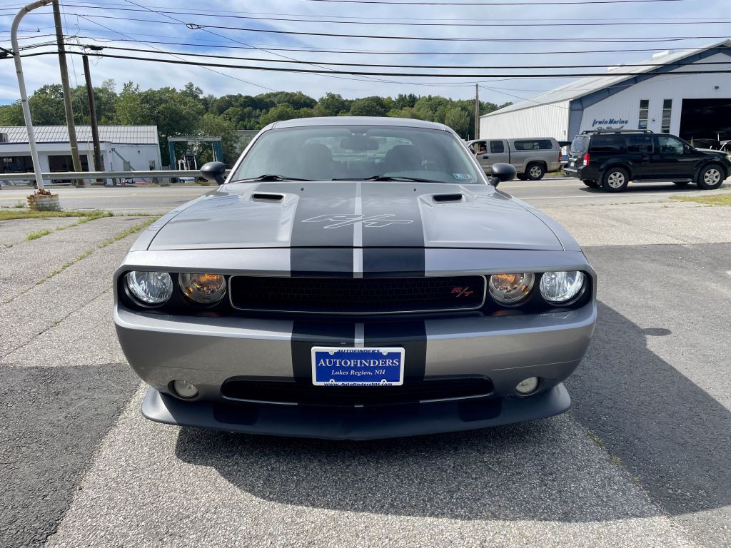 2013 Dodge Challenger Image 2