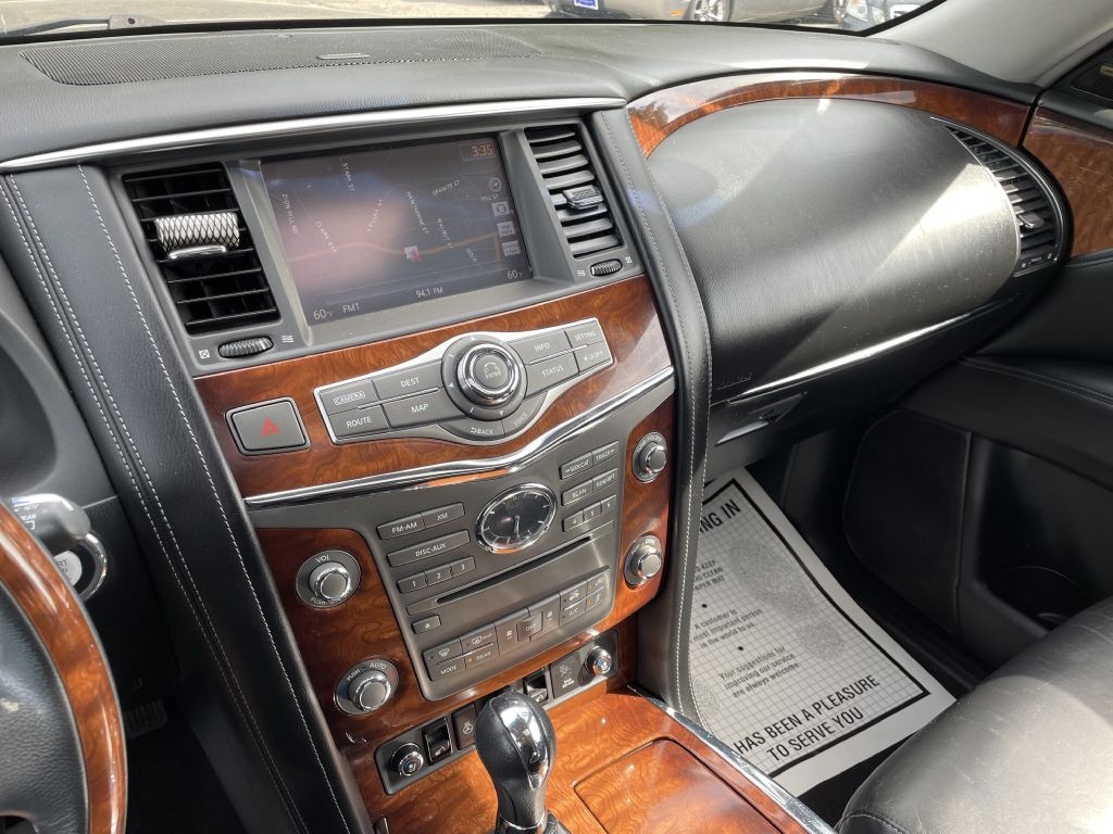 2016 INFINITI QX80 Image 14