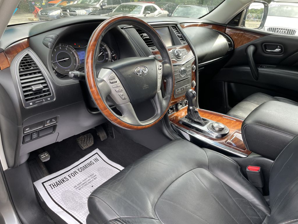 2016 INFINITI QX80 Image 19