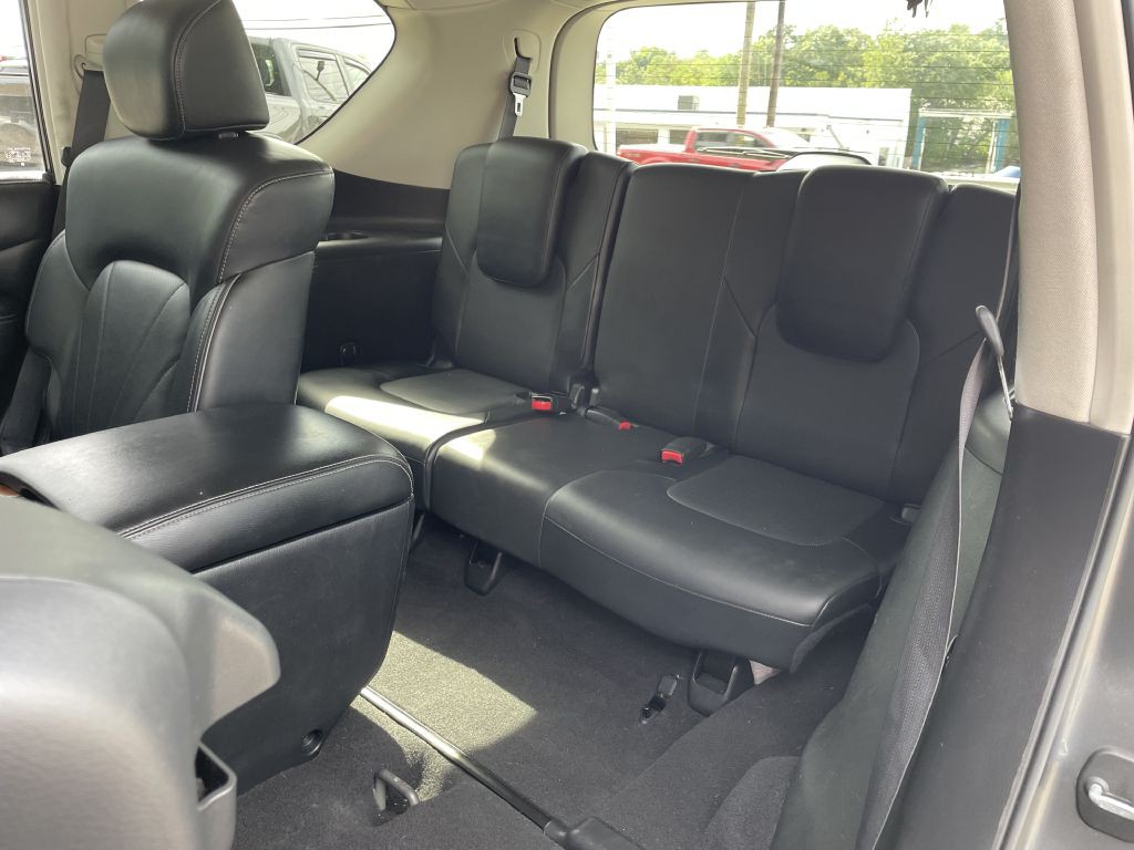 2016 INFINITI QX80 Image 29