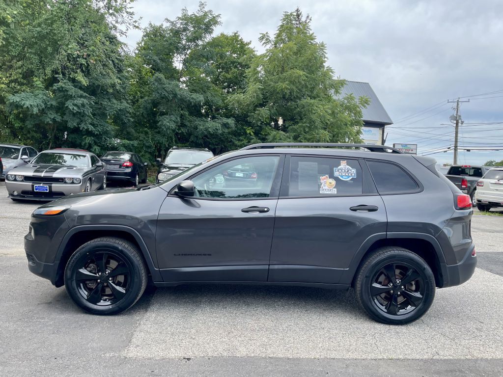2017 Jeep Cherokee Image 4