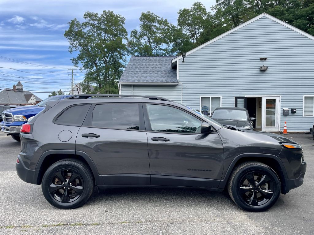 2017 Jeep Cherokee Image 8