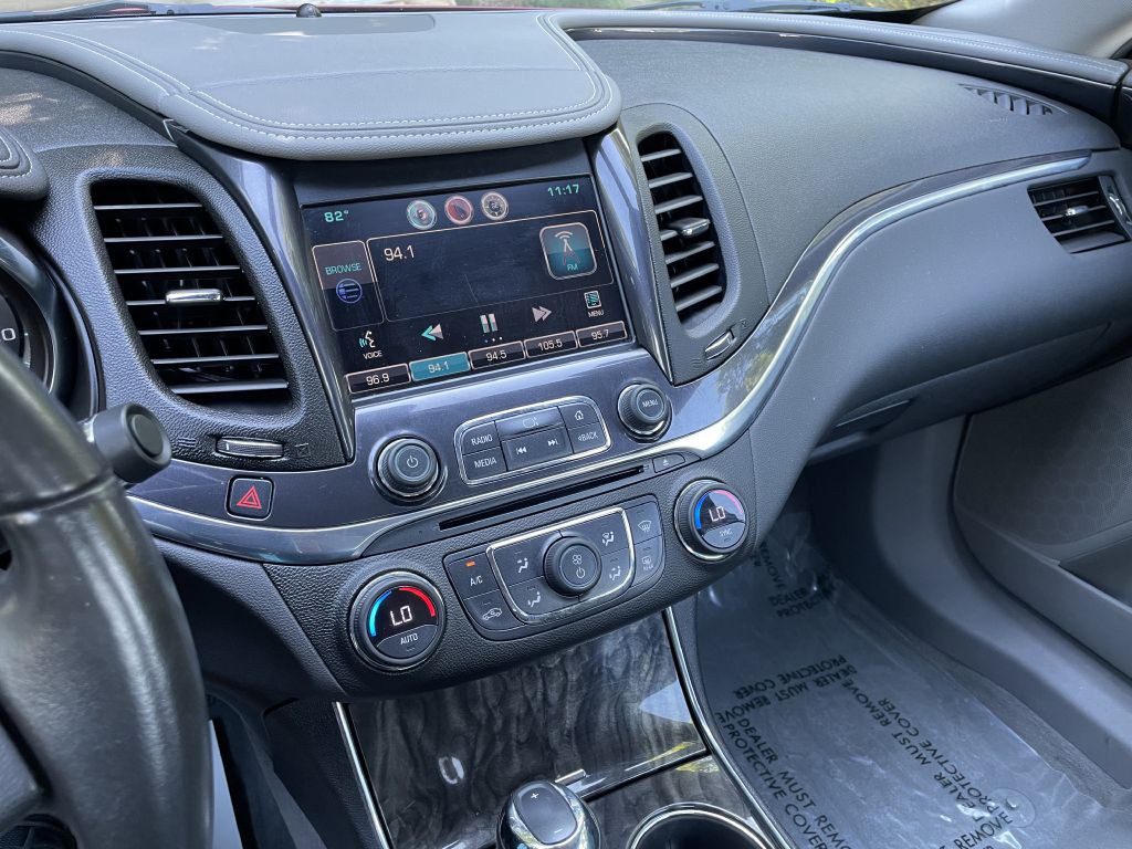 2015 Chevrolet Impala Image 13
