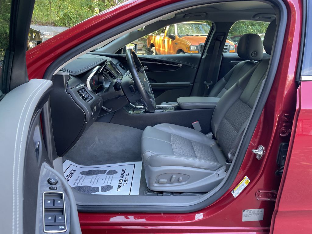 2015 Chevrolet Impala Image 16