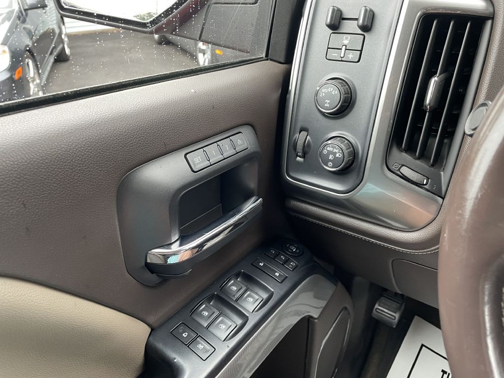 2018 Chevrolet Silverado 1500 Image 17
