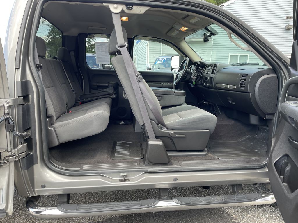 2008 GMC Sierra Image 25