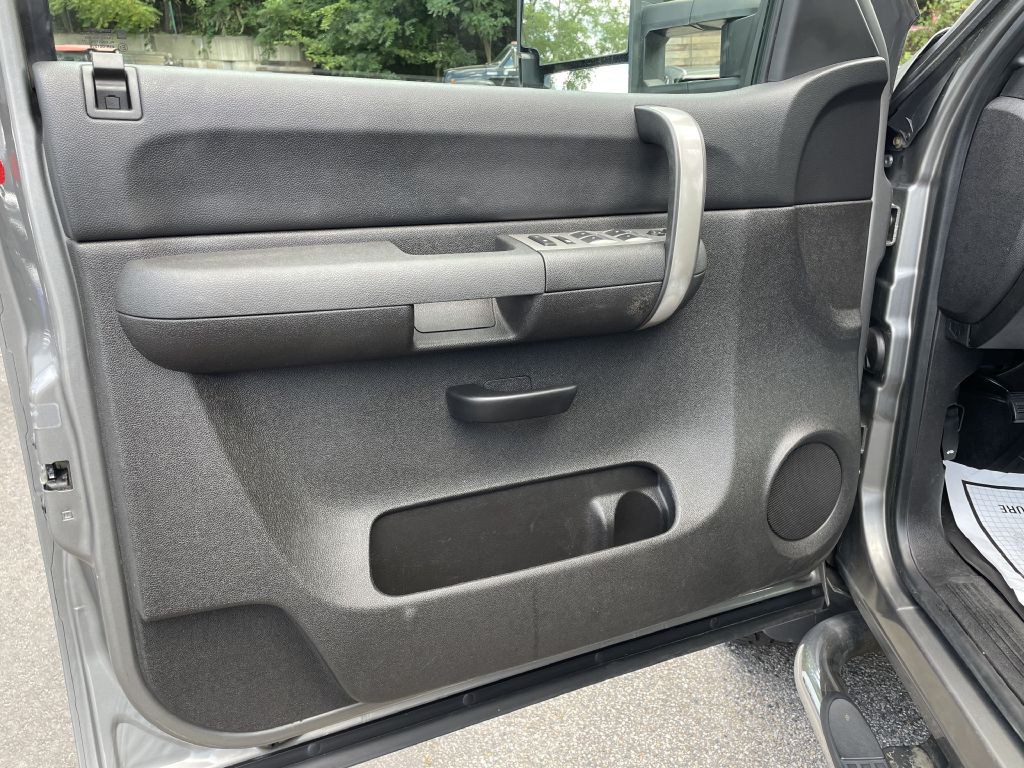 2008 GMC Sierra Image 28