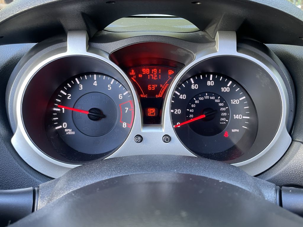 2011 Nissan Juke Image 12